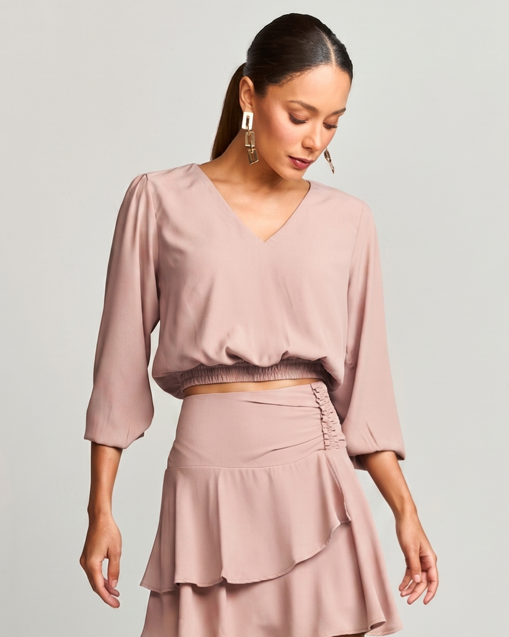BLUSA MANGA LONGA EM CREPE C/ DET. COSTA