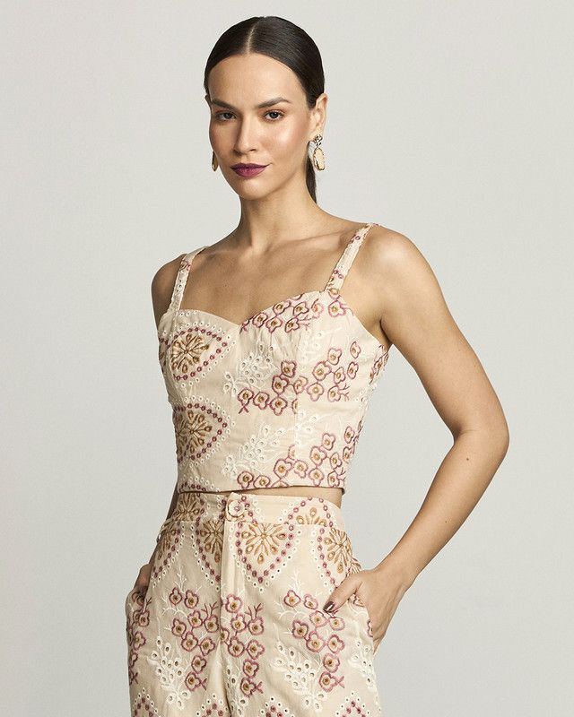 TOP LAISE COLOR CATAR