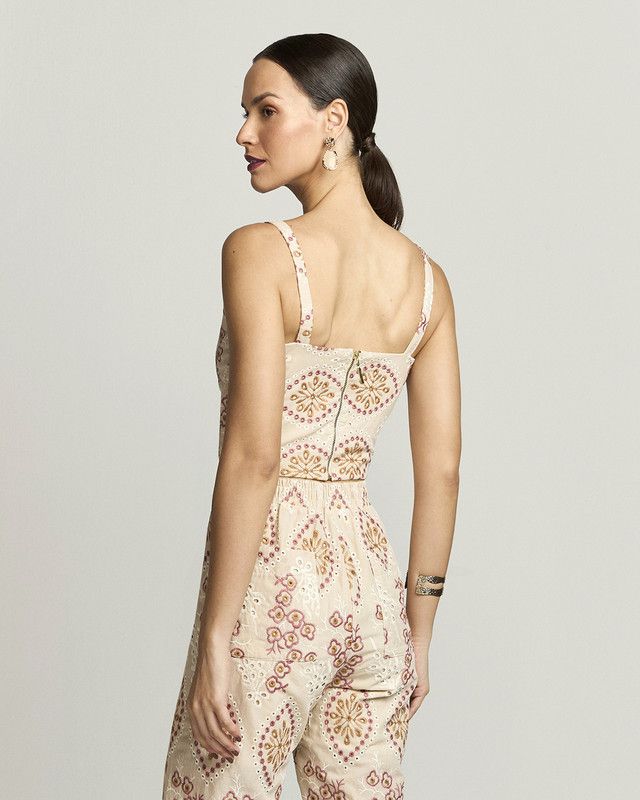 TOP LAISE COLOR CATAR