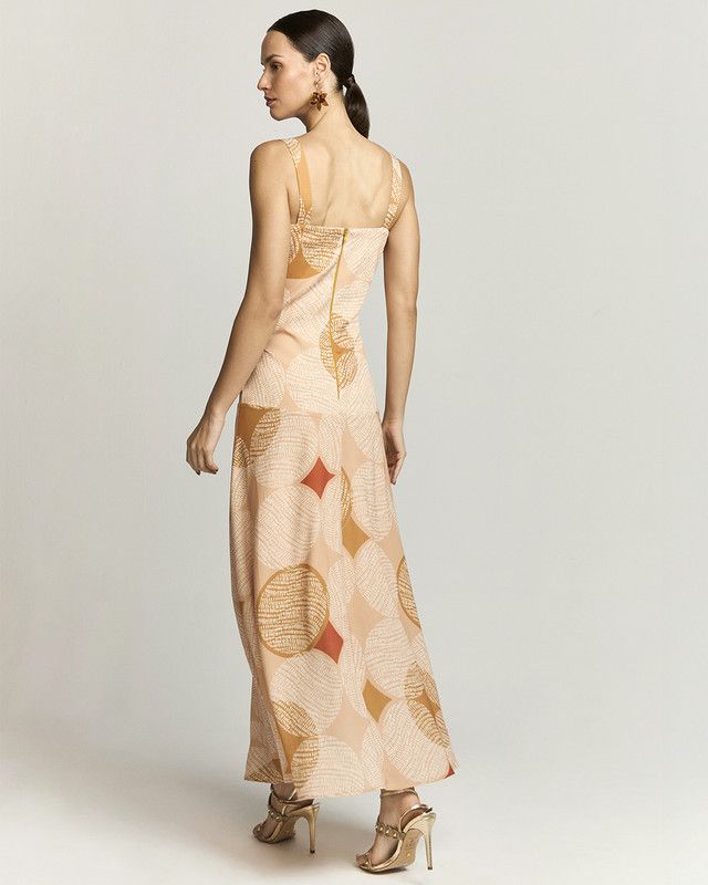 VESTIDO LONGUETE MAXI POÁ OCRE