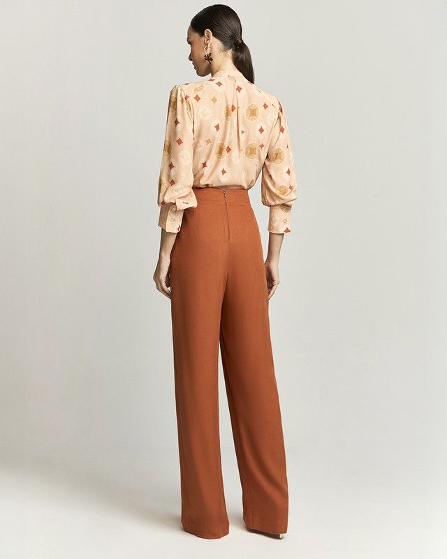 CALÇA ALFAIATARIA BOTTEGA C/ METAL FRENTE