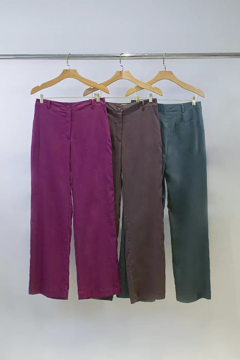 Calça de linho afunilada 