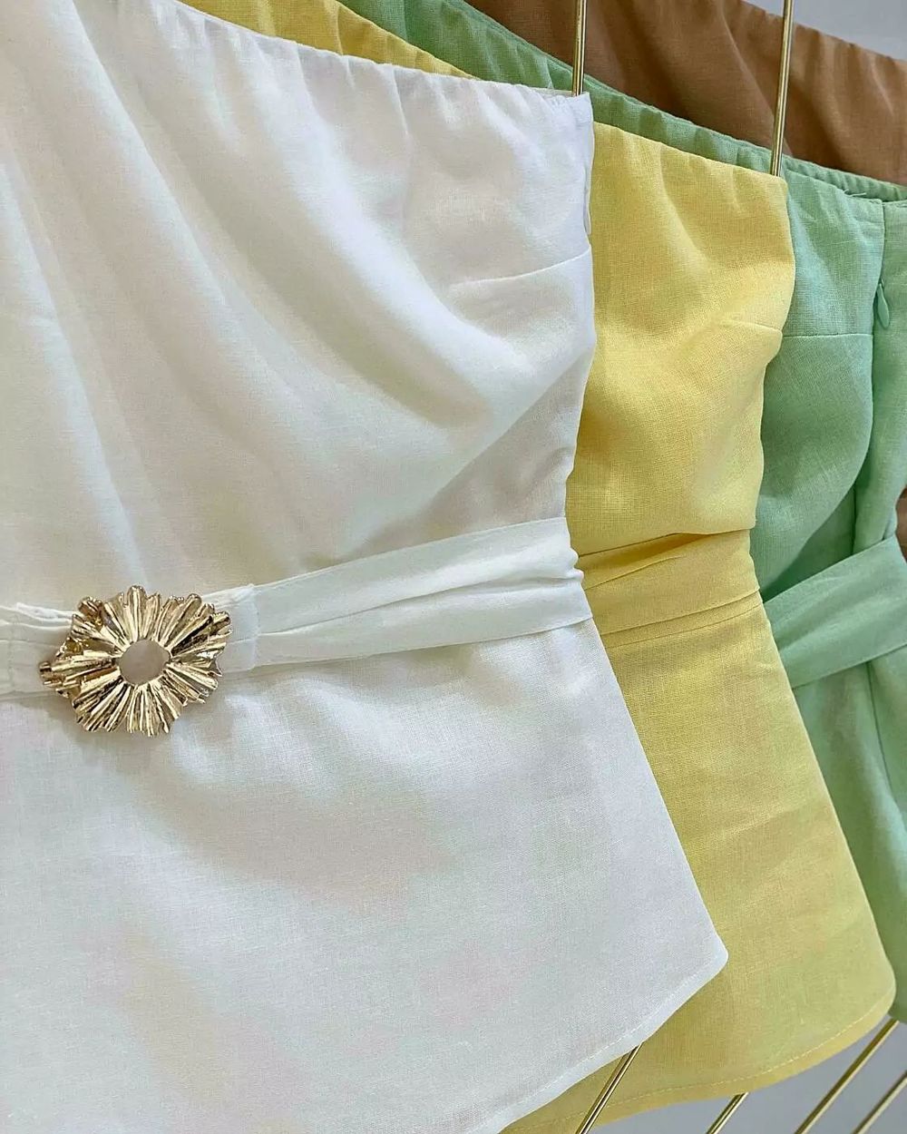 Blusa Crisântemo Dourado