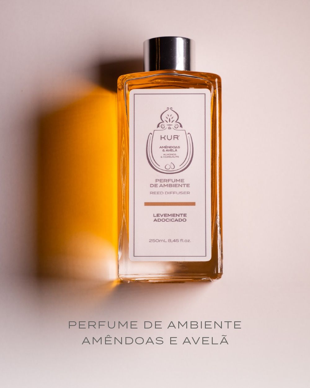 PERFUME DE AMBIENTE AMÊNDOAS E AVELÃ  - 250ML