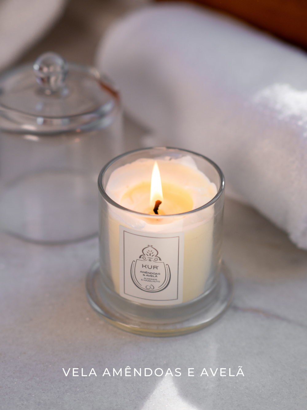 VELA PERFUMADA DE AMÊNDOAS E  AVELÃ - 150g