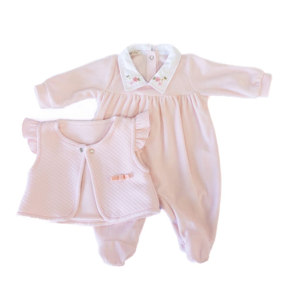 Conjunto Macacão Bebê Gola Bordada e Coletinho Rosa