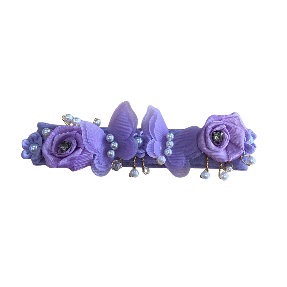 FAIXA DE CABELO BORBOLETA FLORES DE CETIM E PÉROLAS