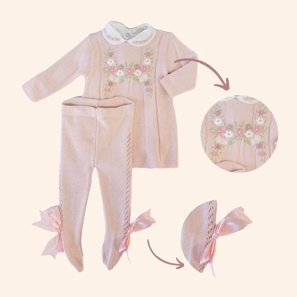 VESTIDO ARCO-ÍRIS BORDADO FLORES COM CALÇA.