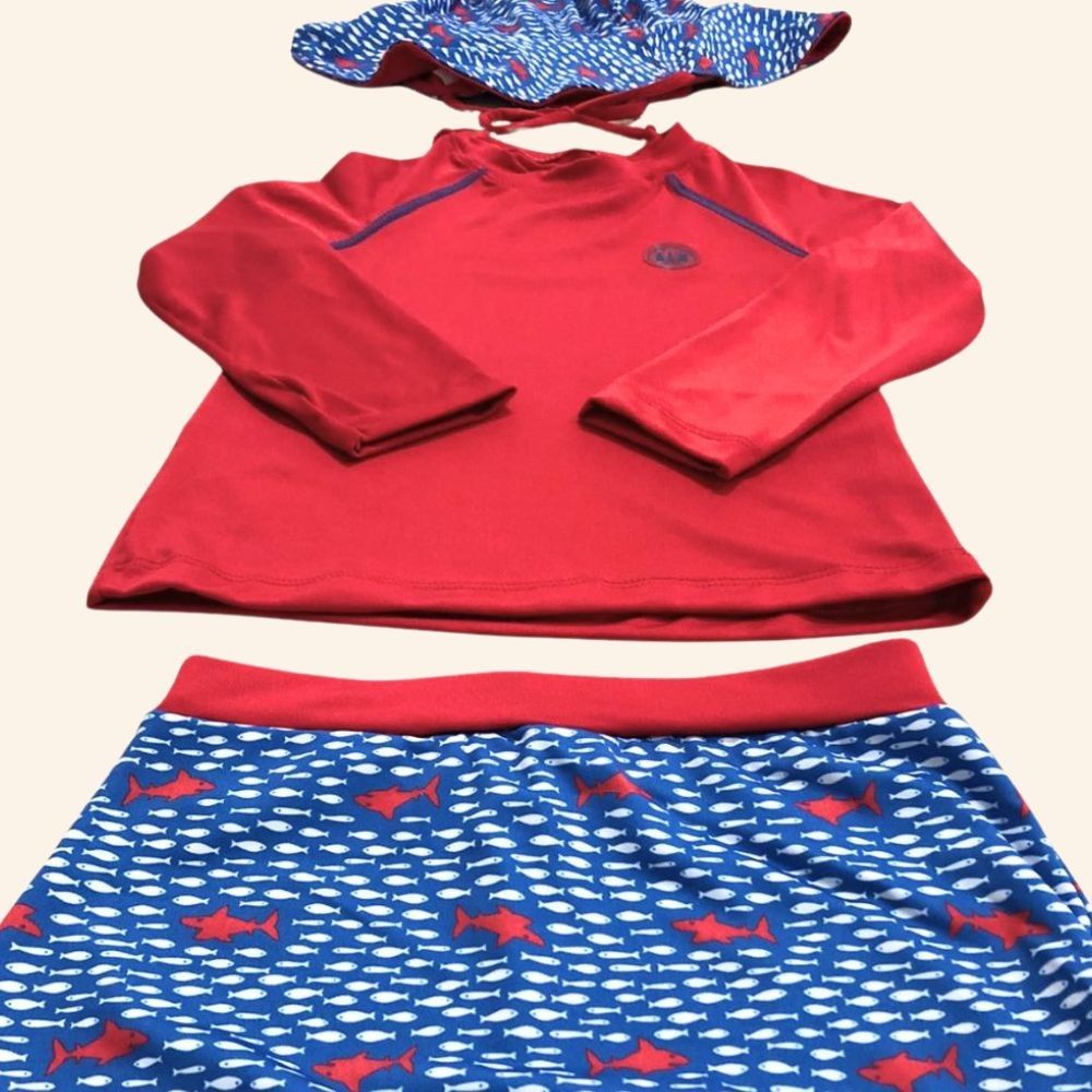 CONJUNTO PRAIA INFANTIL MENINO 3 PEÇAS COM PROTEÇÃO SOLAR