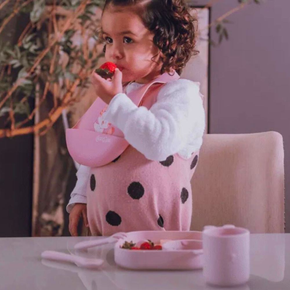KIT ALIMENTACAO INFANTIL COM 4 PEÇAS DE SILICONE 