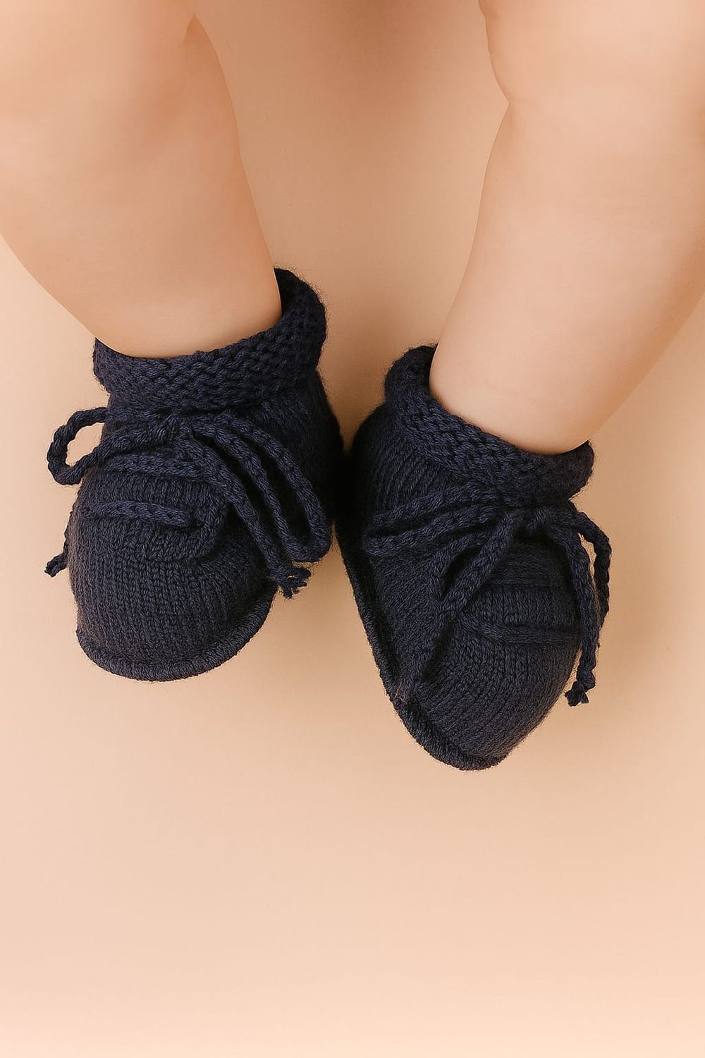 Sapatinho Bebê de Tricô Estilo Tênis