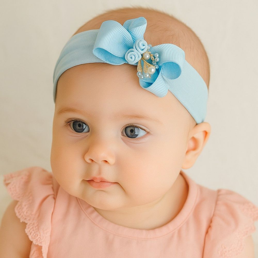 Faixa de Cabelo Bebê com Laço e Flor com Pérolas Laterais