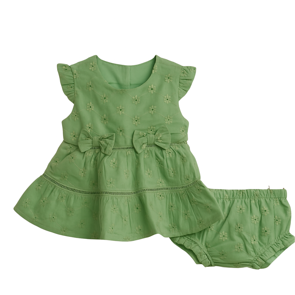CONJUNTO BATA COM TAPA FRALDAS EM LAISE