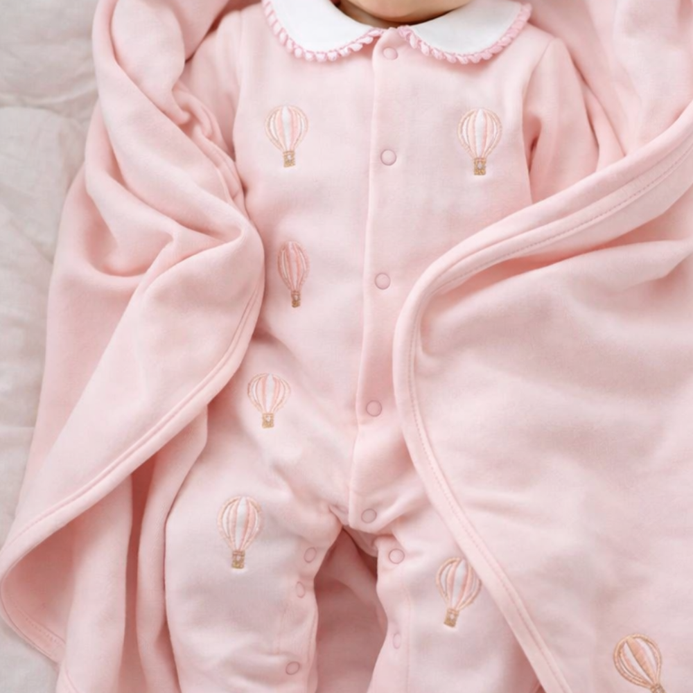  MACACÃO BEBÊ MENINA  BORDADOS BALÕES ALGODÃO EGÍPCIO