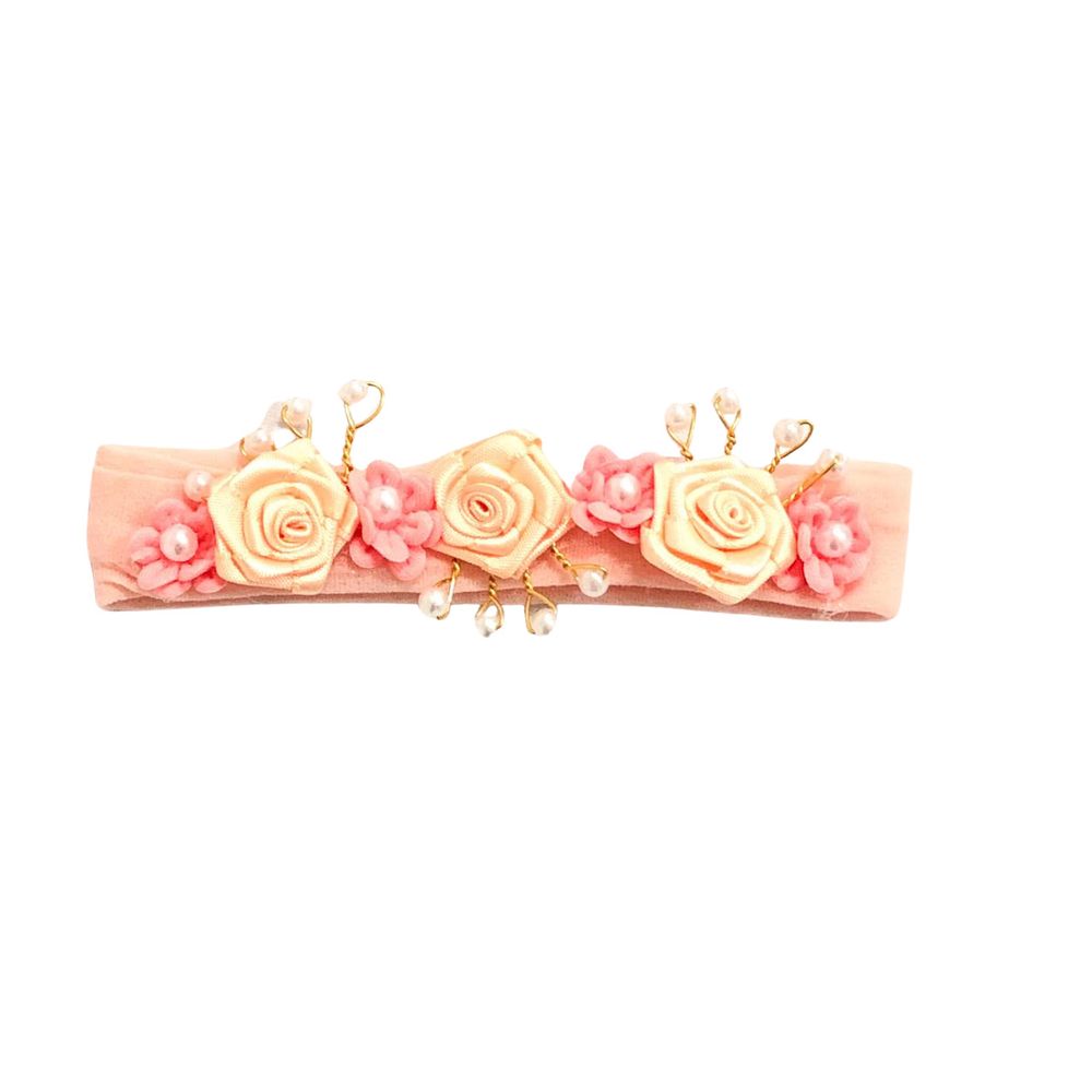 FAIXA DE CABELO BEBÊ COM FLORES EM CETIM E PÉROLAS