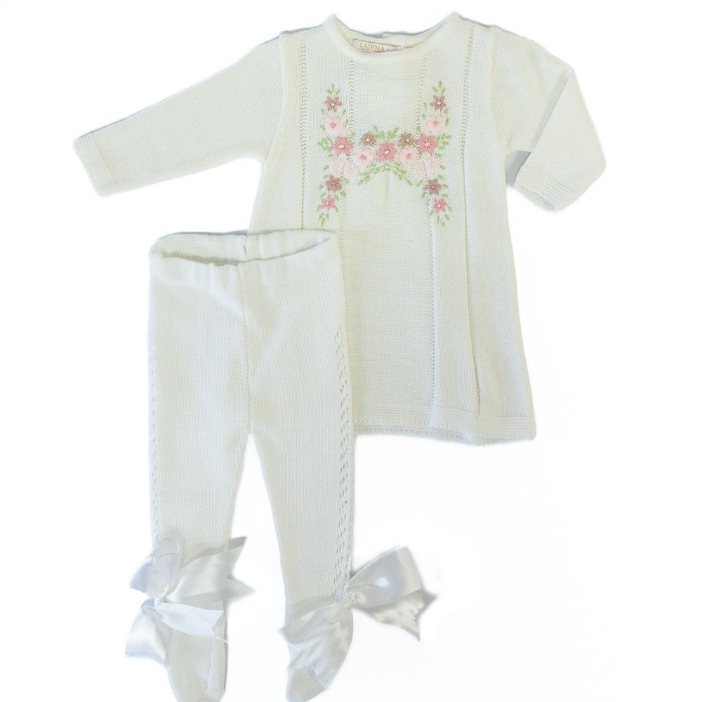 VESTIDO CONJUNTO EM TRICÔ BATIZADO BORDADO FLORES E CALÇA