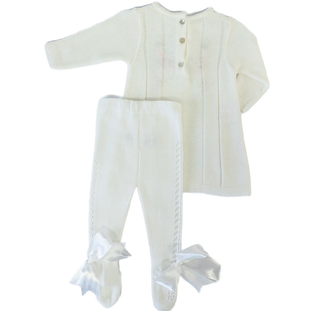 VESTIDO CONJUNTO EM TRICÔ BATIZADO BORDADO FLORES E CALÇA