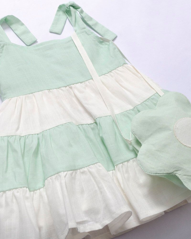 VESTIDO INFANTIL TRÊS MARIAS COM BOLSA 