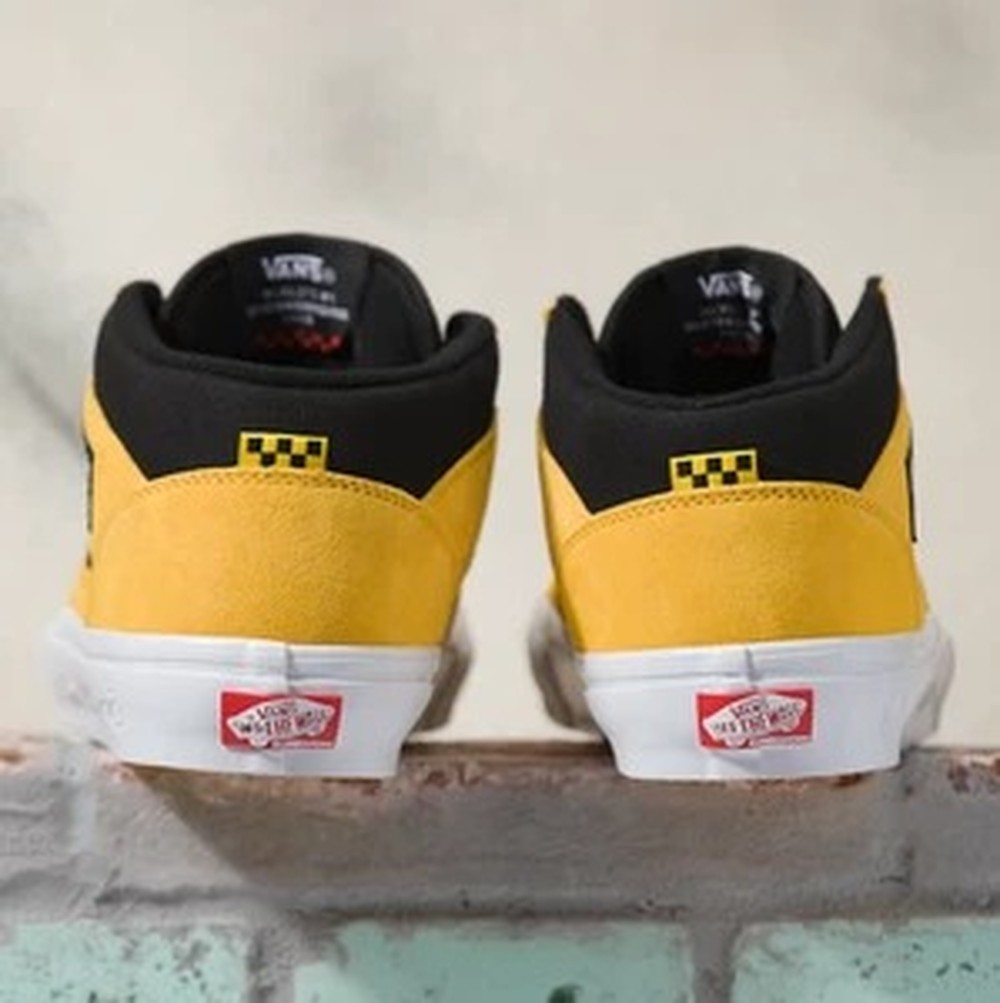 Tênis Vans Skate Half Cab X Bruce Lee Amarelo