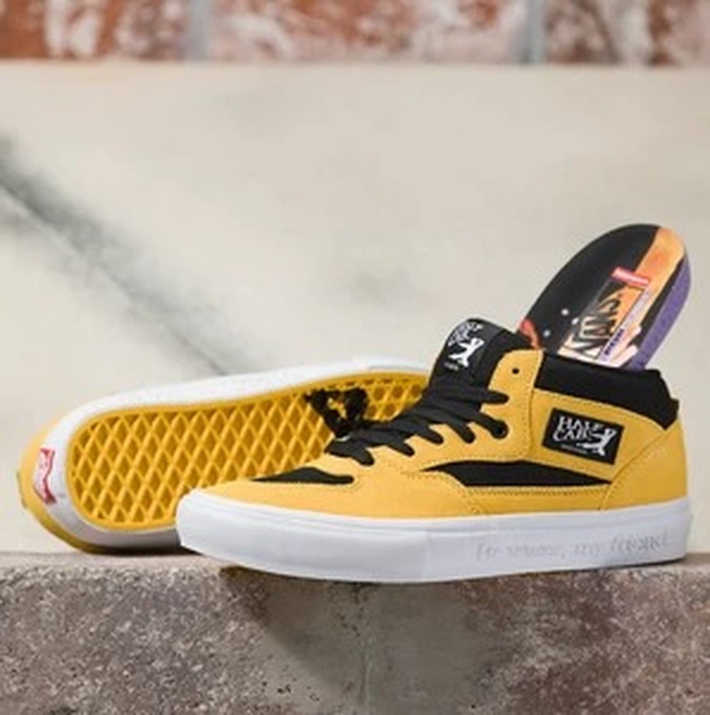 Tênis Vans Skate Half Cab X Bruce Lee Amarelo