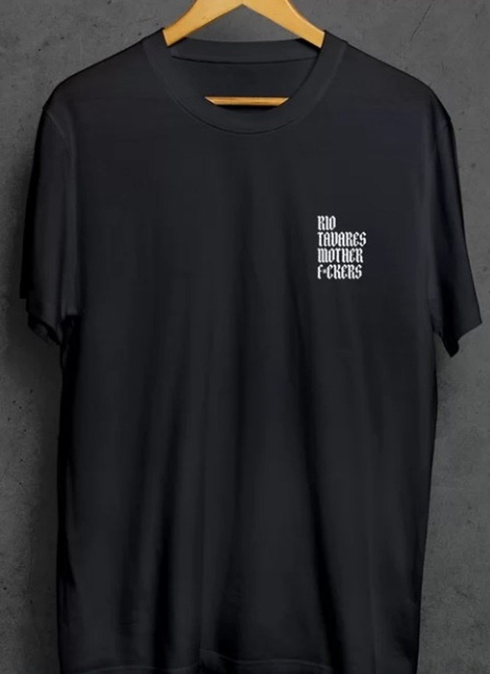 Camiseta Layback Rio Tavares Preto