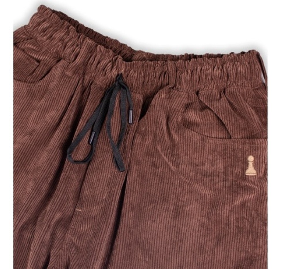 Calça Fate Classic Cotelê Marrom 