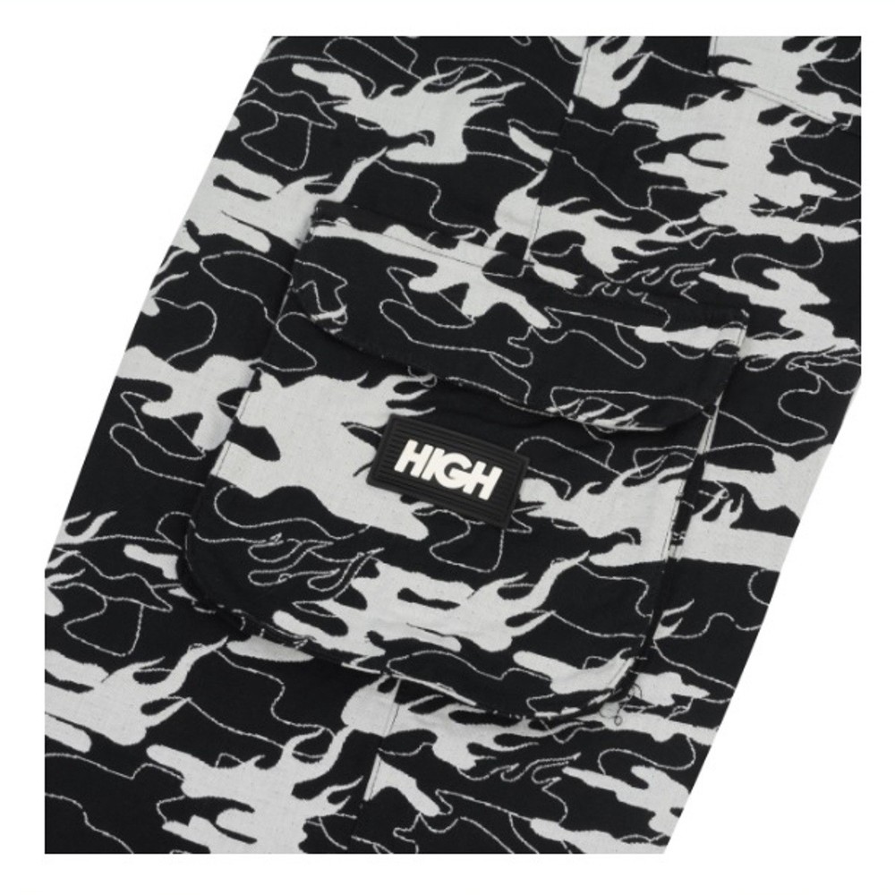 Calça High Cargo Jacquard Camo