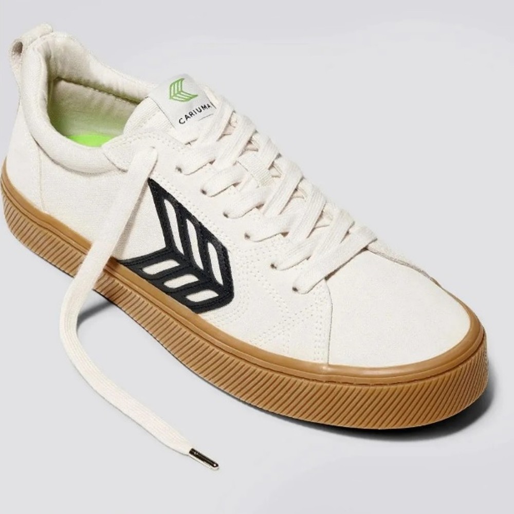 Tênis Cariuma Catiba Pro Low Off White Gum Black