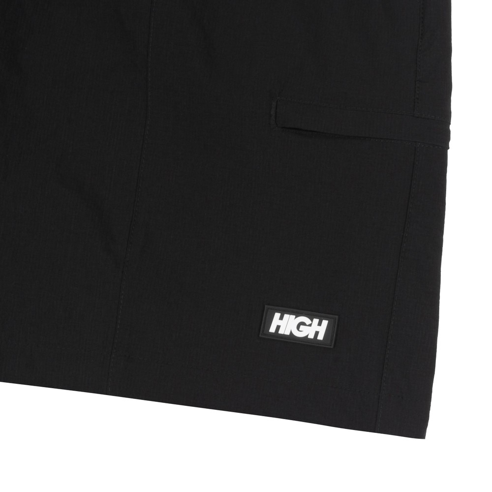 Shorts High Trail Preto