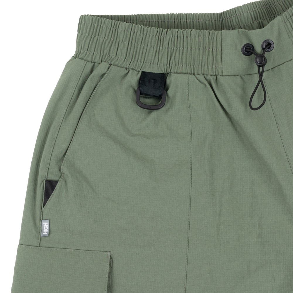 Shorts High Trail Verde