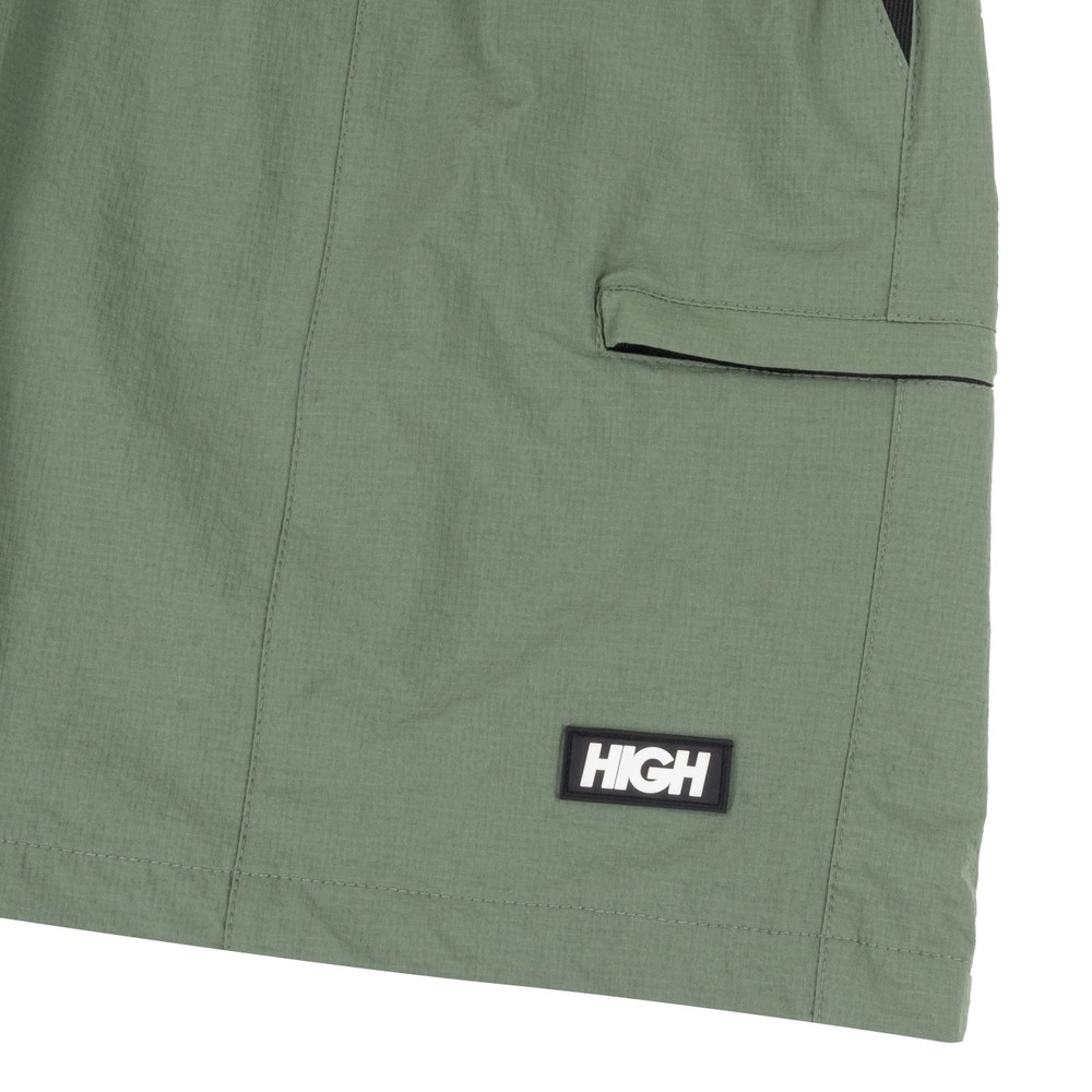 Shorts High Trail Verde