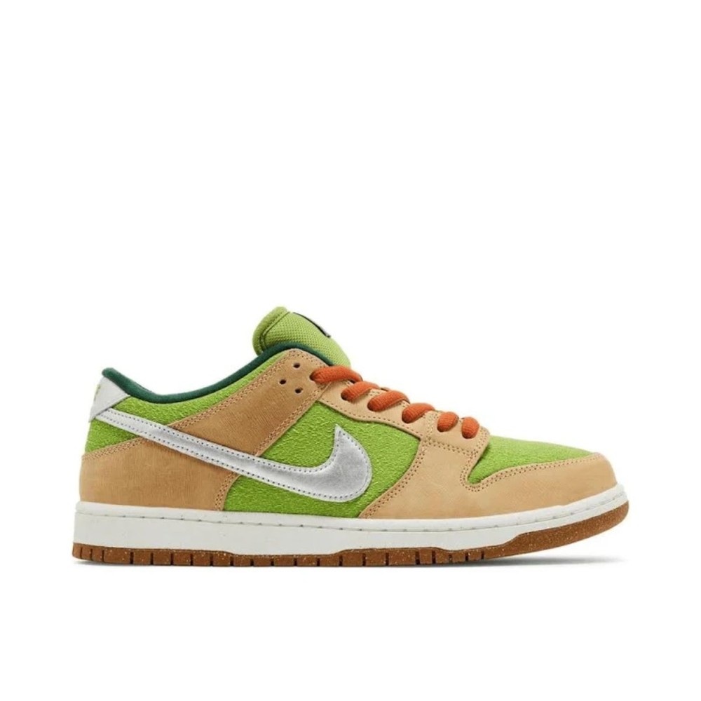 Tênis Nike SB Dunk Low Pro 