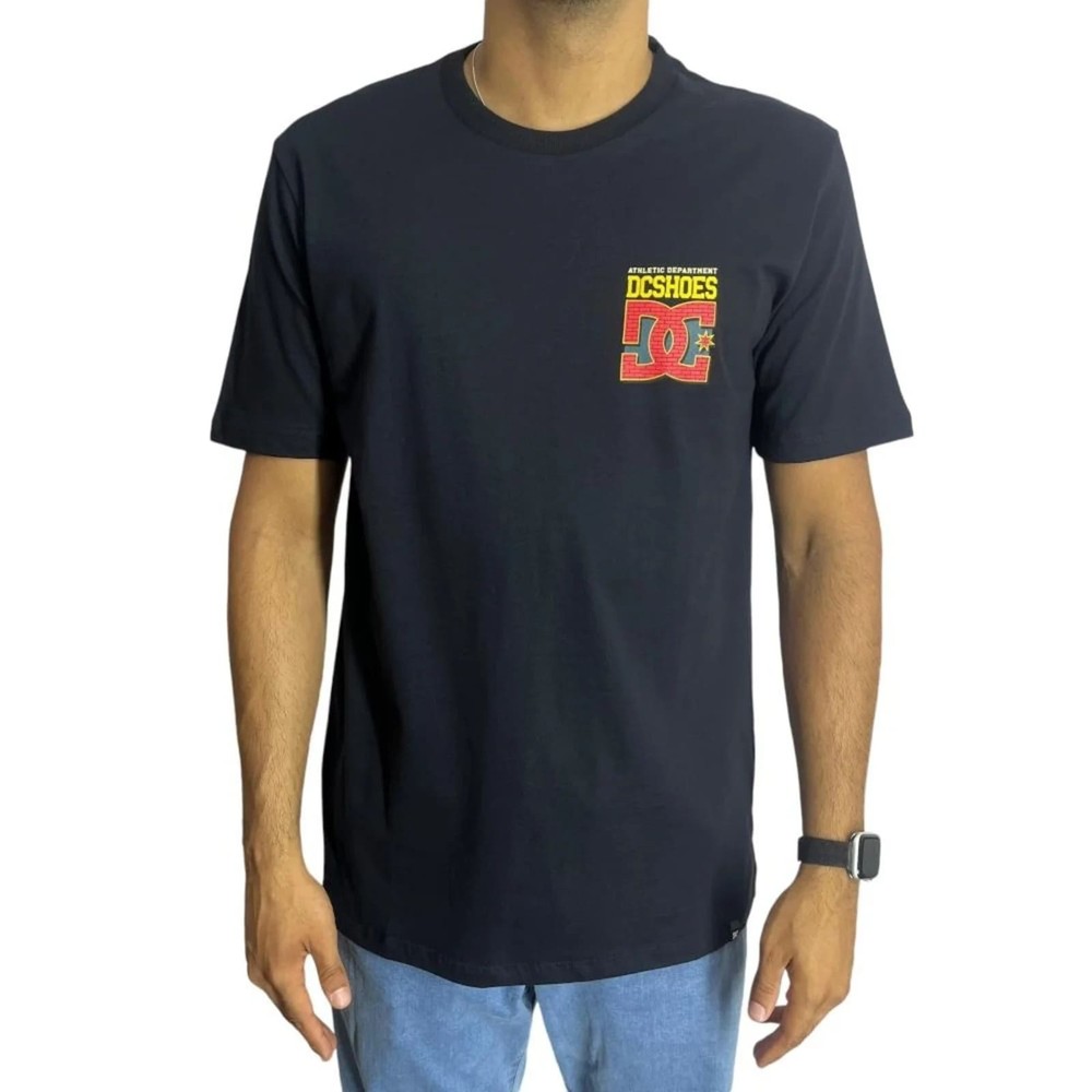 Camiseta DC Shoes Defensive Line Preto