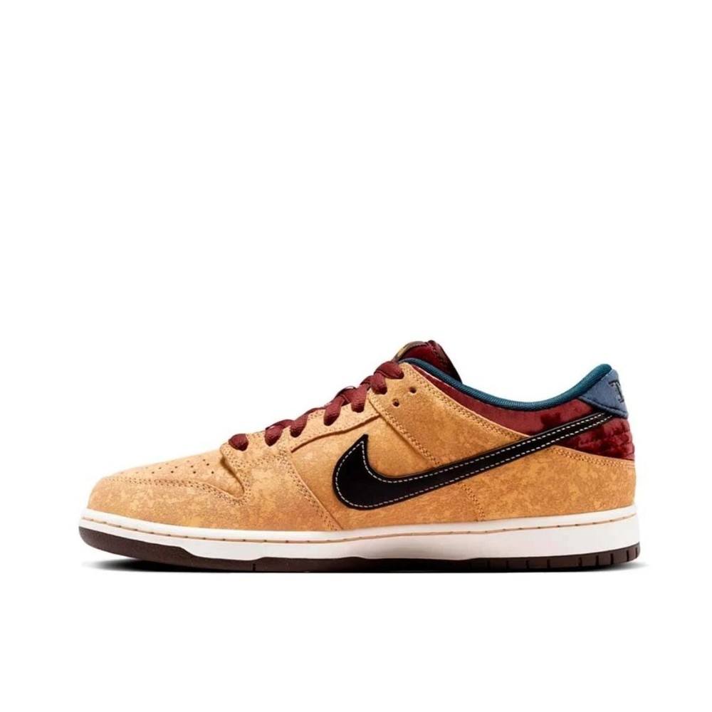 Tênis Nike SB Dunk Low Pro 