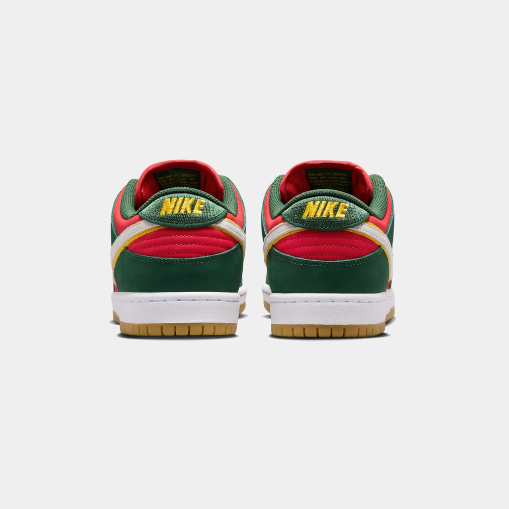 Tênis Nike SB Dunk Low 