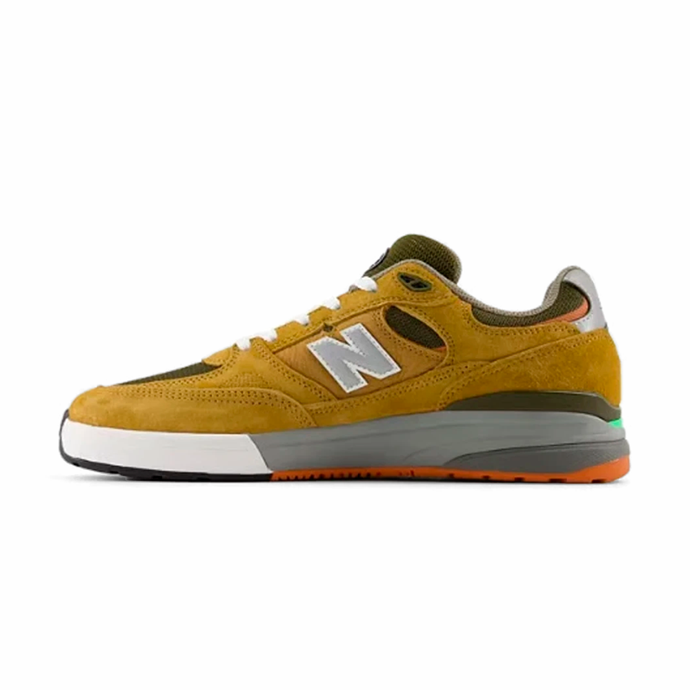 Tênis New Balance Numeric Reynolds 933 
