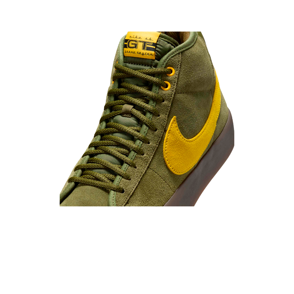 Tênis Nike SB Zoom Blazer Mid X Antihero 