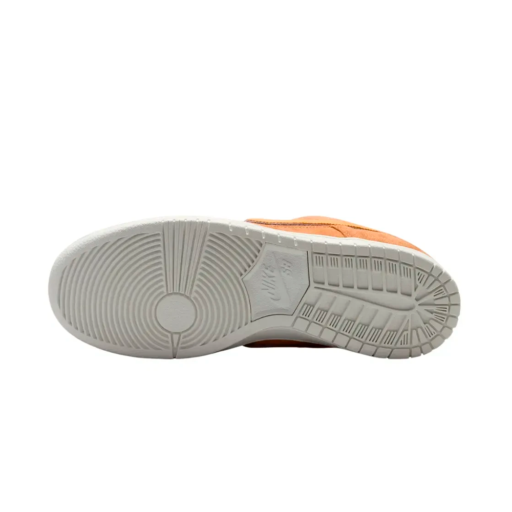 Tênis Nike SB Dunk Low Pro x Note Manchester 