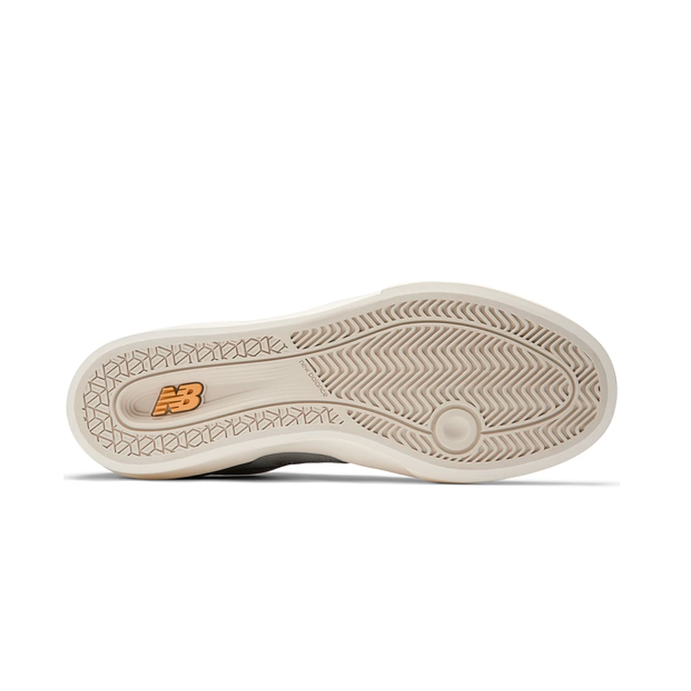 Tênis New Balance Numeric 272 