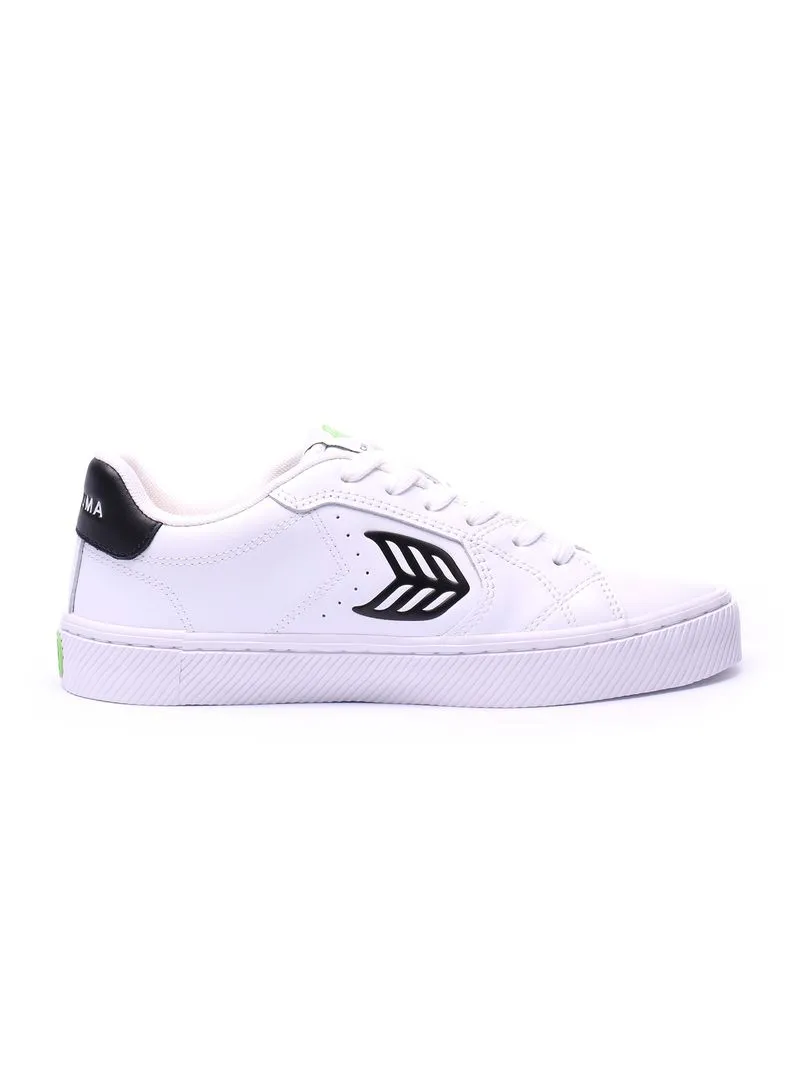 Tênis Cariuma Salvas White Black