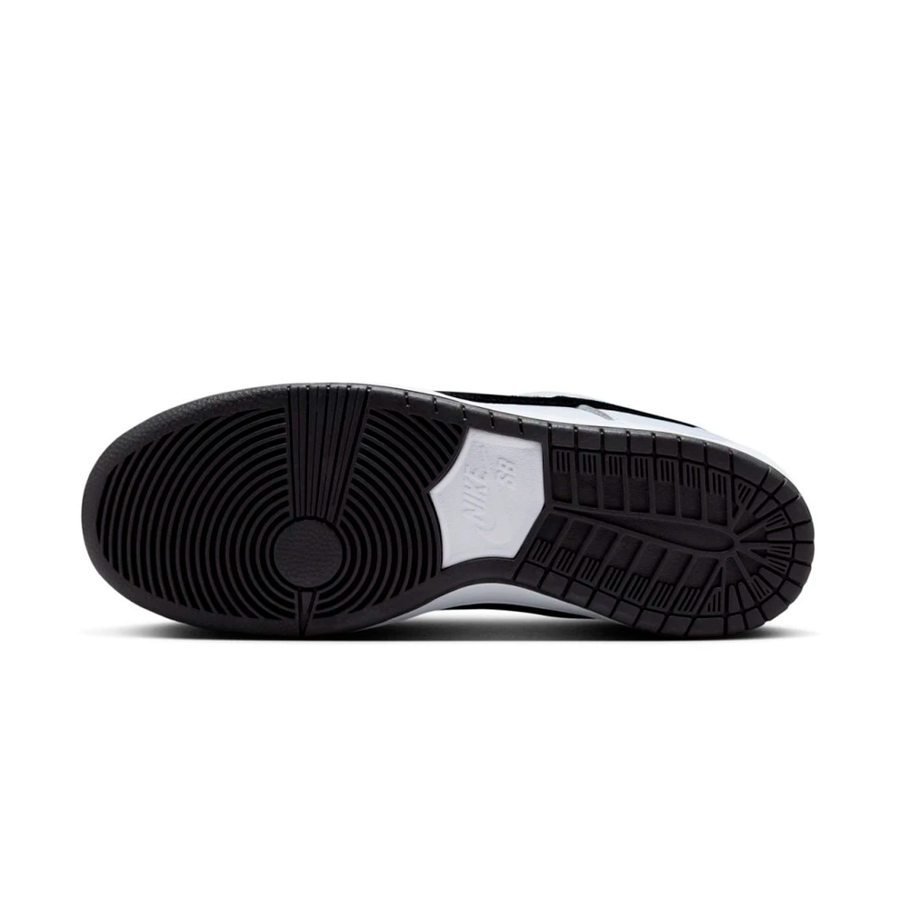 Tênis Nike SB Dunk Low Pro 