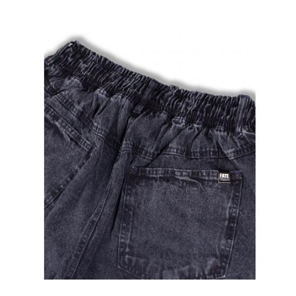 Calça Fate Under Jeans Black EVA 