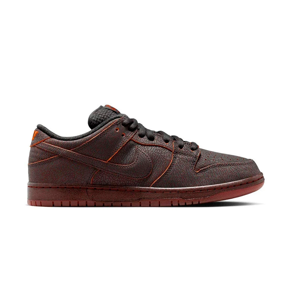 Tênis Nike SB Dunk Low 
