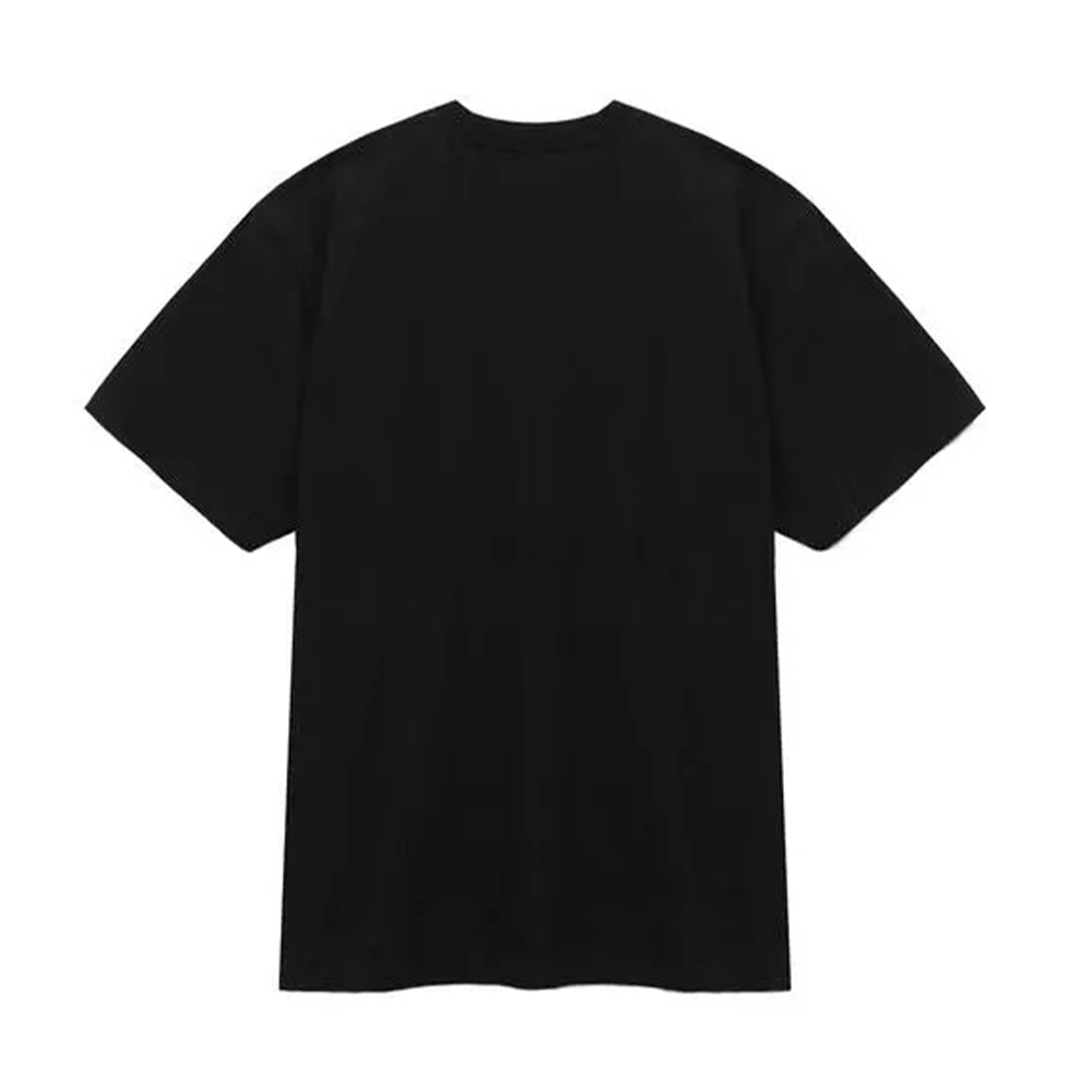 Camiseta Ous Pingente Preto