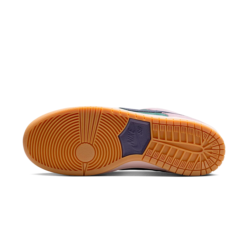 Tênis Nike SB Dunk Low Pro