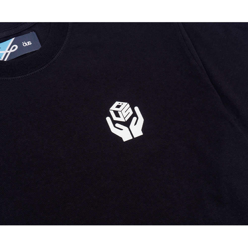 Camiseta Ous Cubo Preto
