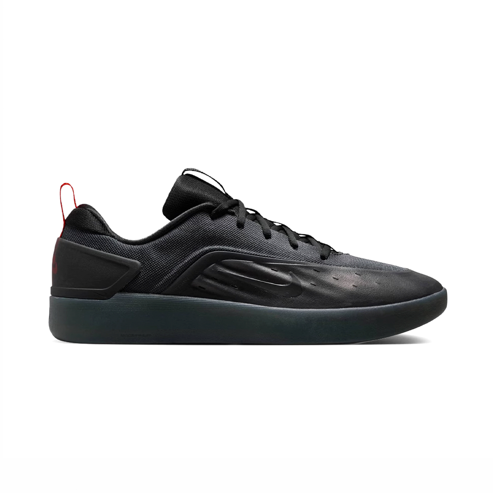 Tênis Nike SB Zoom Nyjah 4