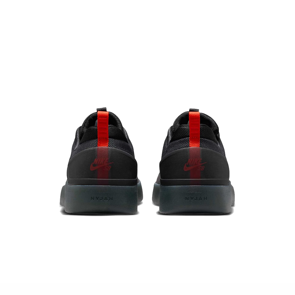 Tênis Nike SB Zoom Nyjah 4