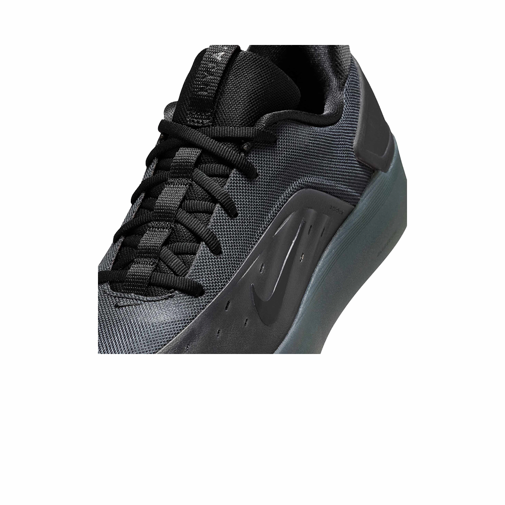 Tênis Nike SB Zoom Nyjah 4