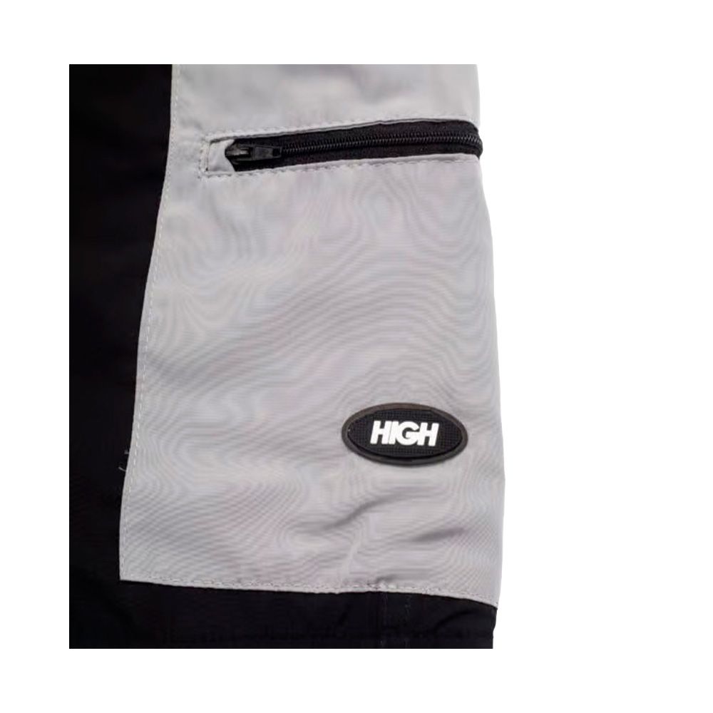 Shorts High Essential Preto